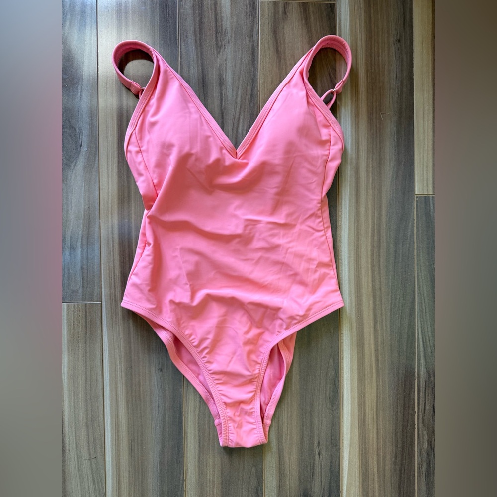 NWT Kona Sol Swimsuit (one-piece) - size S